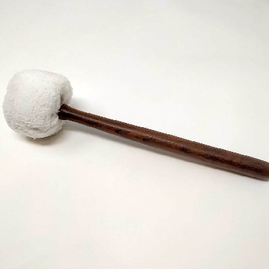 Maza de golpeo acolchada blanca 34 x 8 cms.