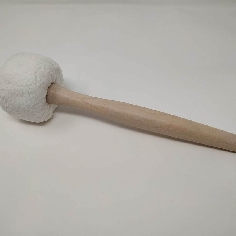 Maza de golpeo acolchada blanca 34 x 9 cms. 2