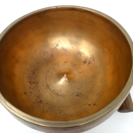 Cuenco 7 metales antiguo "Lingam"- Mus25- 18 cms. Cuenco 7 metales antiguo "Lingam"- Mus25- 18 cms.