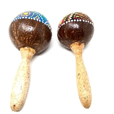 Maraca de coco- colores 2
