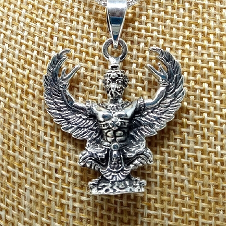 Colgante de plata "Garuda"