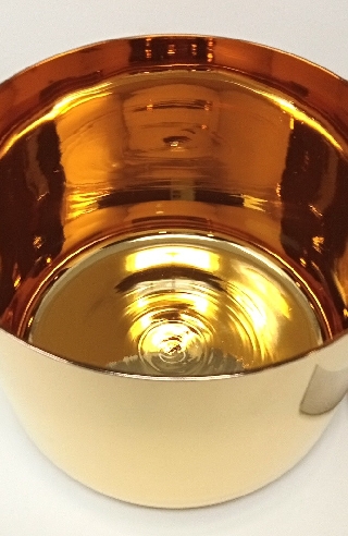 Cuenco de cuarzo con oro 24K 22,50 cms.