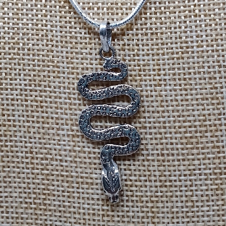 Colgante de plata "Serpiente"