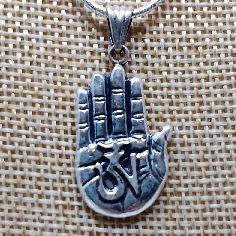 Colgante de plata "Om Tara"