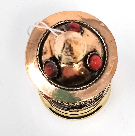 Rueda de oración con base pequeña