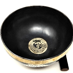 Cuenco "Om" oscuro 19-20 cms. 1000-1200 grs. 2