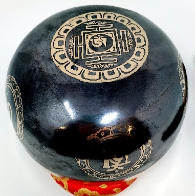 Cuenco "Om" oscuro 24-25 cms. 1600-1800 grs.