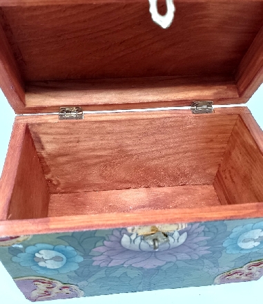 Cofre tibetano rectangular mediano