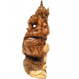 Ganesh sobre loto en madera- 23 cms.