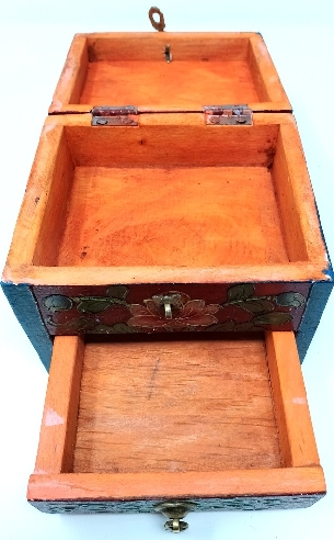 Joyero cajonera tibetano