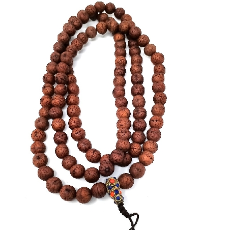 Mala de semilla de Bodi nepalí con pedrería