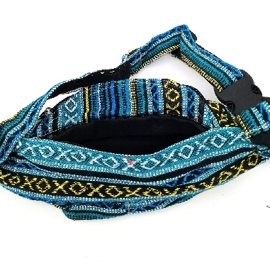 Riñonera de colores con bordado