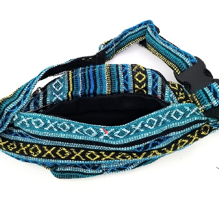 Riñonera de colores con bordado