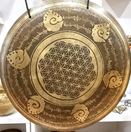 Gong nepalí 44 cms. "Flor de la vida- Om mane"" Gong nepalí 44 cms. "Flor de la vida- Om mane""
