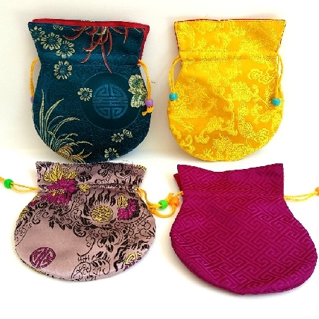 bolsa-seda-mediana-monedero-set-5 bolsa-seda-mediana-monedero-set-5