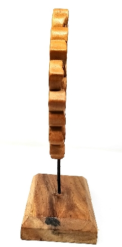 Símbolo Om en base de madera