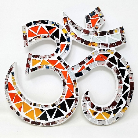 Símbolo "Om" con cristales 20 cms.