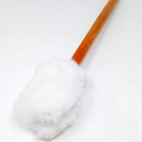 Maza blanca acolchada para tambor