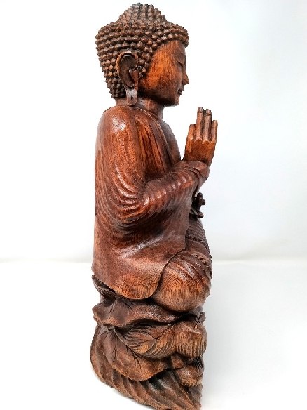 Buda de madera sobre flor de loto 40 cms.