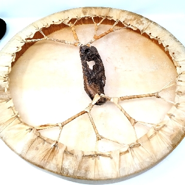 Tambor chamánico mango tallado 50 cms.