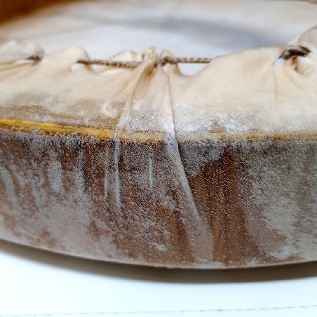 Tambor chamánico mango tallado 50 cms.