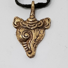 Colgante metal caracola lisa