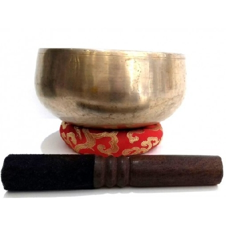 Cuenco antiguo "Remuna" 7 metales (500-600 grs)  17-18 cms.