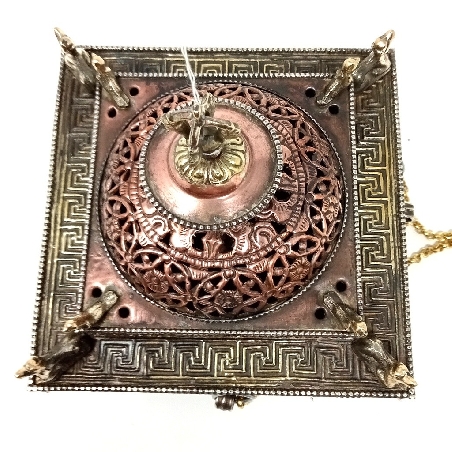 Incensario para colgar cuadrado extra.