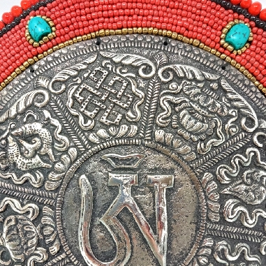 Signos auspiciosos en metal 30 cms.