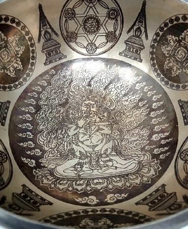 Cuenco símbolos láser 12 cms.
