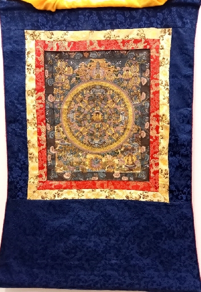 Mandala ccon brocado 80 x 50 cms. tk404