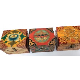 Cofre tibetano rectangular