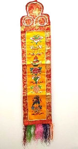 Bordado "Signos auspiciosos" 75 cms. 2