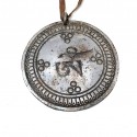 Medallón metal símbolo Om