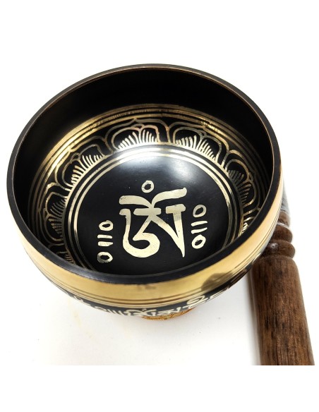 Cuenco torneado 9 cms. negro y dorado