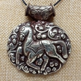 medallón tibetano colgmet253