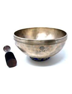 Cuenco Full Moon grabado con "Manjushree" . 28 cm. 2 Kg.