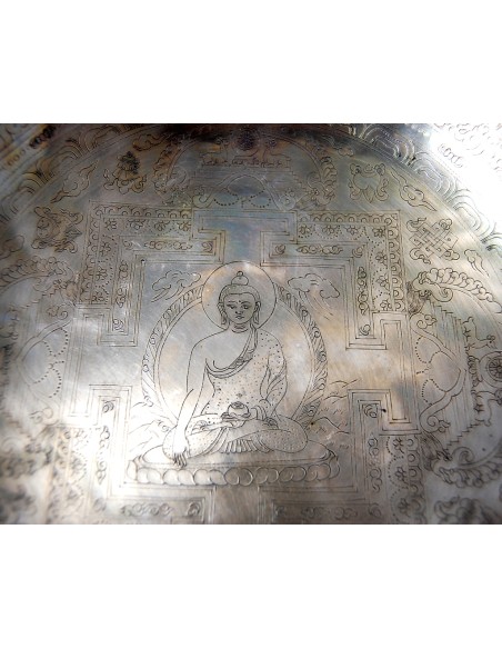 Cuenco Full Moon grabado con "Shakyamuni con Mandala". 28 cm. 2,300 Kg.