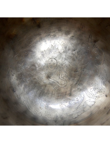Cuenco Full Moon grabado con "Sukhasiddhi". 24 cm. 1,560 Kg.
