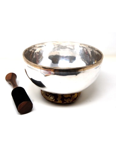 Cuenco plateado 1691 gr- 25 cm. Mandala.