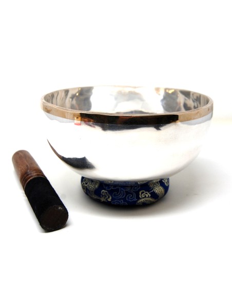 Cuenco plateado "Manjushree". 633 gr. 16,5 cm.