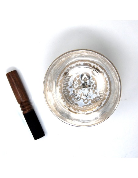 Cuenco plateado "Tara Verde". 779 gr. 17 cm.