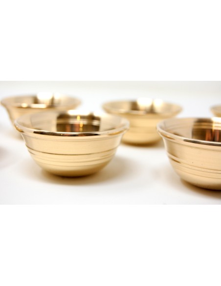 Set 7 cuencos de ofrendas de bronce 7 x 3 cms.