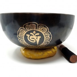 Cuenco "Om" oscuro 14-15 cms. 500-600 grs.