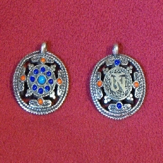 colgante metal grueso mediano