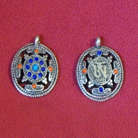 colgante metal grueso mediano