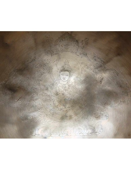 Cuenco Full Moon grabado con "Manjushree" . 28 cm. 2.233 Kg.