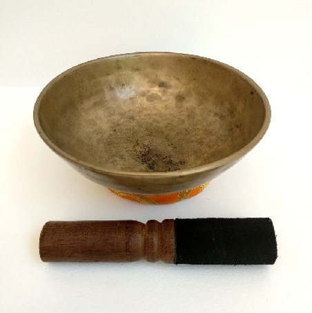 Cuenco tibetano Mani Puri 400-500 grs 16-17 cms. diam.