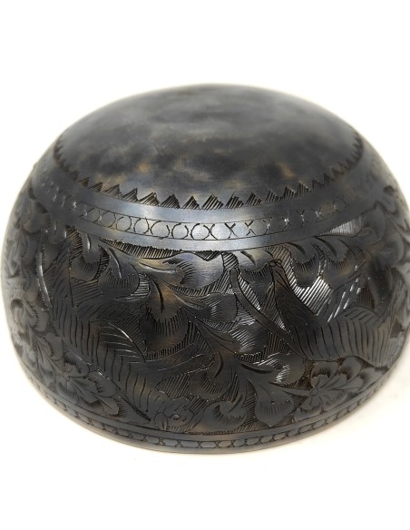 Cuenco Jhumka grabado especial. 17,5 cm 849 gr.