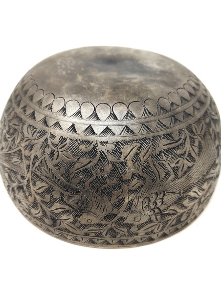 Cuenco Jhumka grabado especial. 18 cm 876 gr.